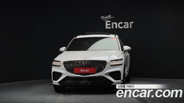 Genesis GV70 3