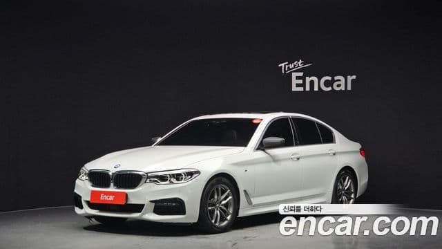 BMW 5 Series (G30)