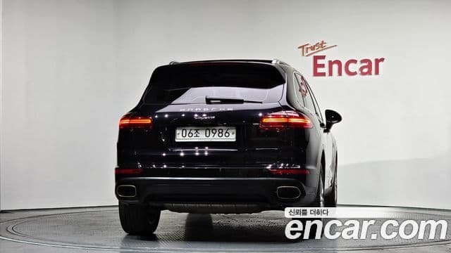 Porsche New Cayenne 4