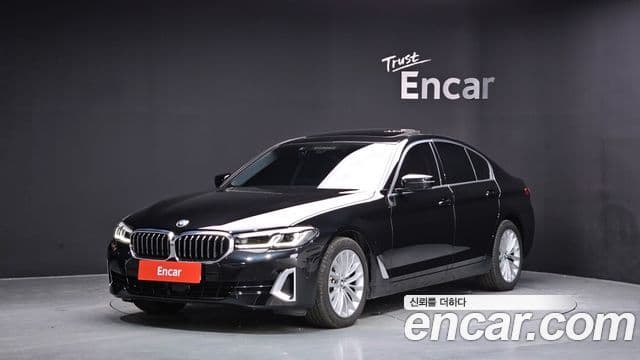 BMW 5 Series (G30)
