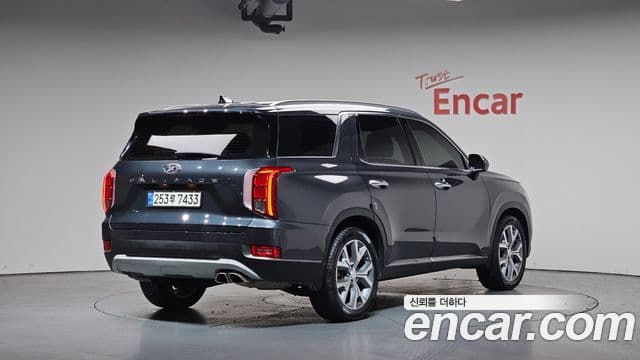 Hyundai Palisade 2