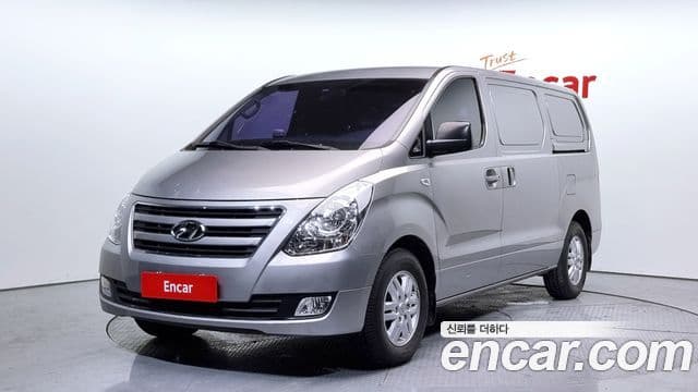 Hyundai Grand Starex 1