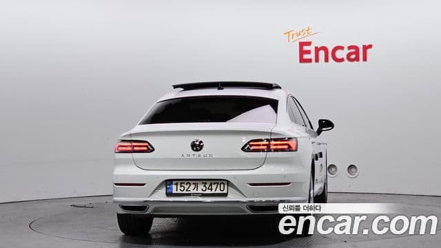 Volkswagen Arteon 4
