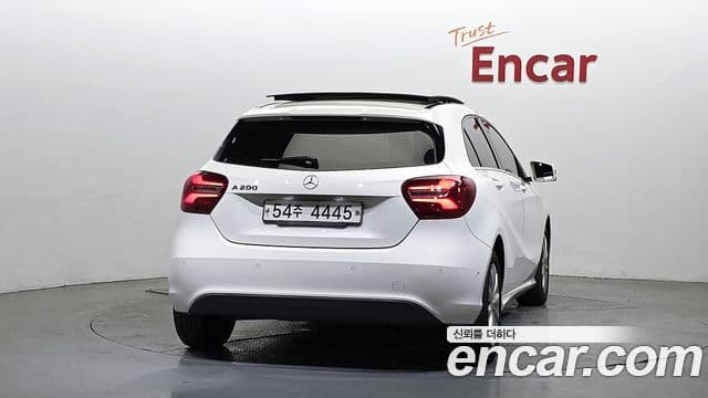 Mercedes-Benz A-Class W176 4