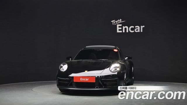 Porsche 911 (992) 3