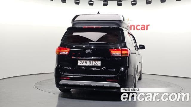 Kia All New Carnival 4