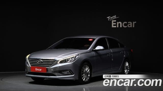 Hyundai LF Sonata 1