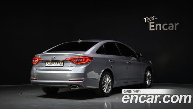Hyundai LF Sonata 2