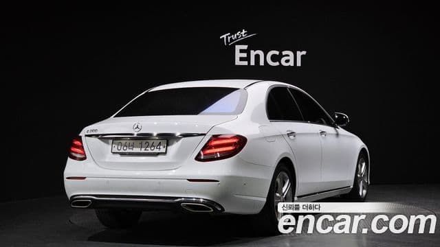 Mercedes-Benz E-Class W213 2
