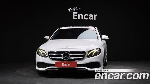 Mercedes-Benz E-Class W213 3