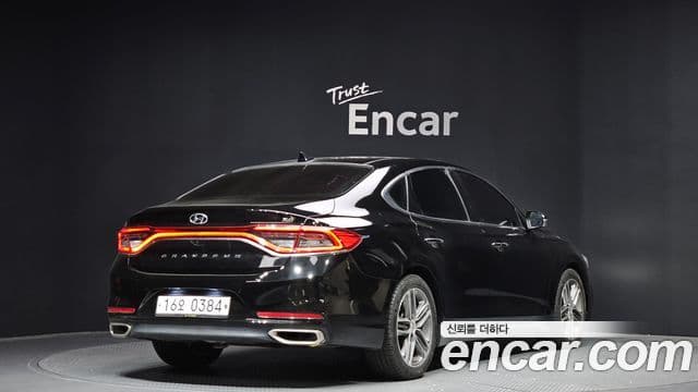 Hyundai Grandeur IG 2