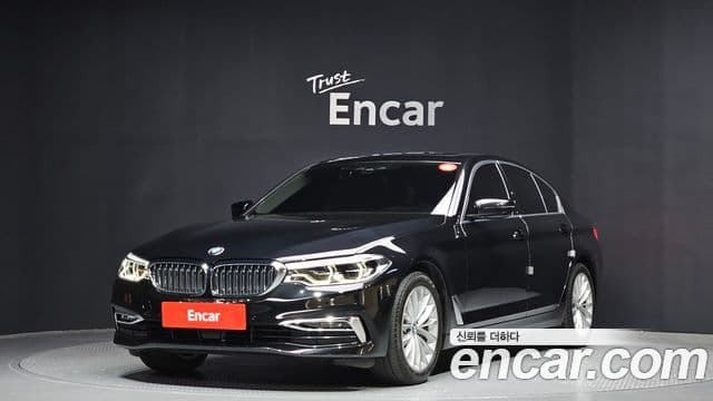 BMW 5 Series (G30)
