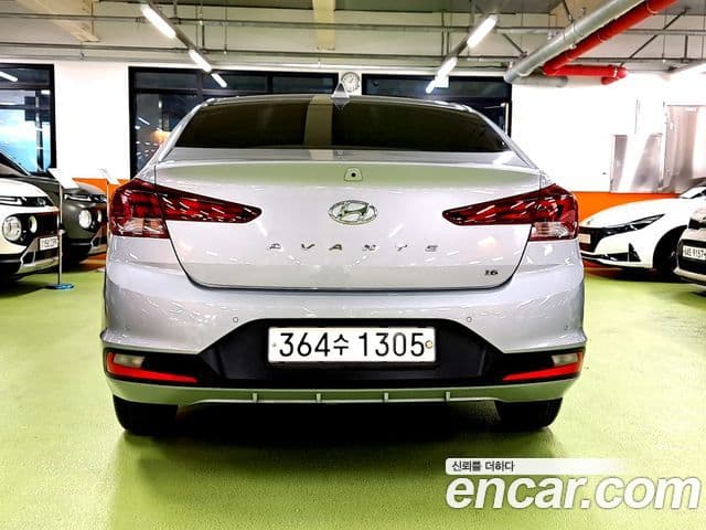 Hyundai The New Avante AD 4