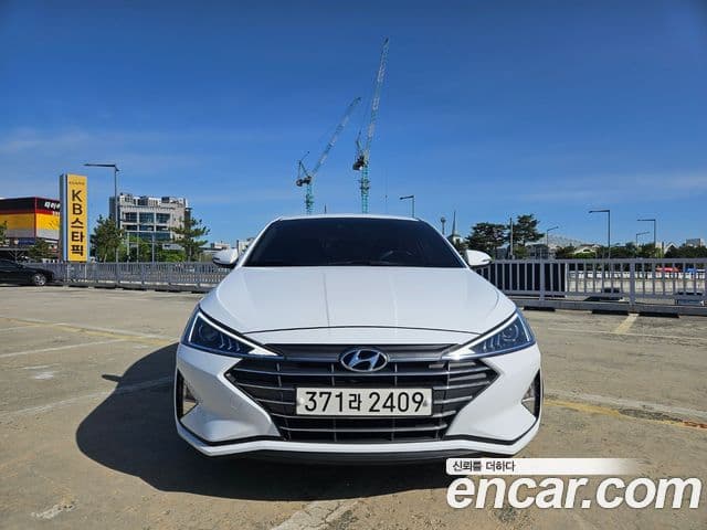 Hyundai The New Avante AD — 1