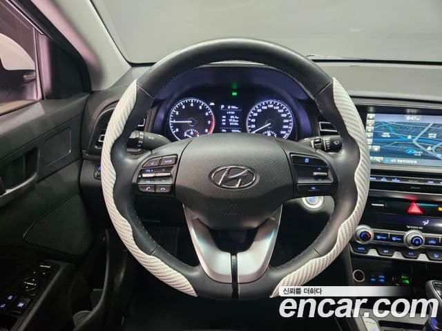 Hyundai The New Avante AD 2
