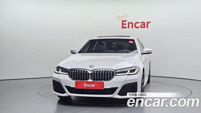 BMW 5 Series (G30) 2