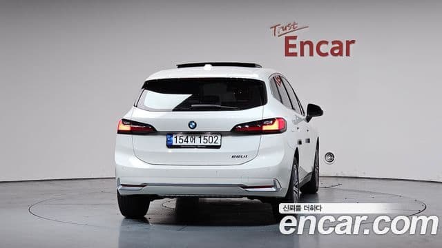 BMW 2 Series Active Tourer (U06) 4
