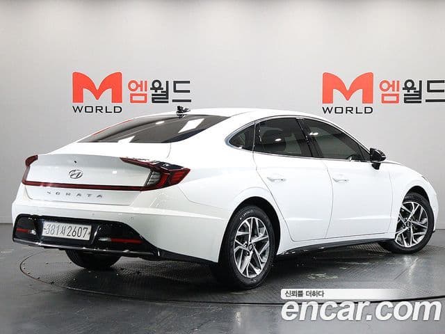 Hyundai Sonata (DN8) 3