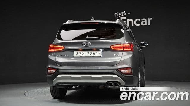 Hyundai Santa Fe TM 4