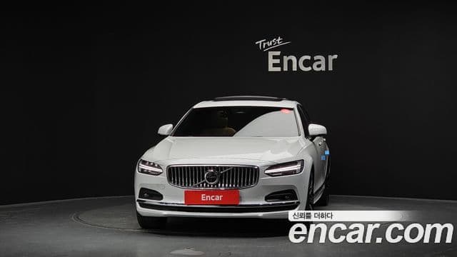 Volvo S90 3
