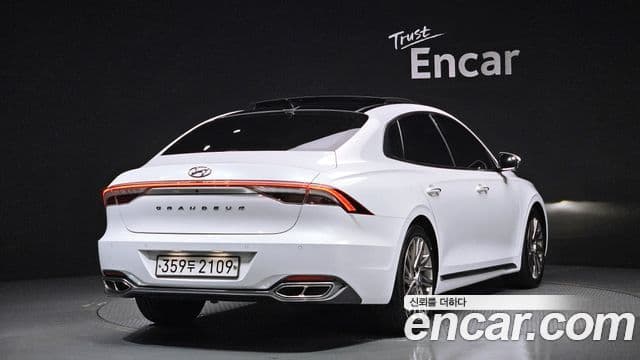 Hyundai The New Grandeur IG 2