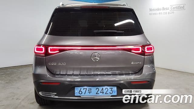 Mercedes-Benz EQB X243 4
