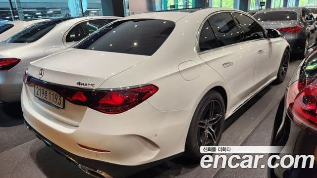 Mercedes-Benz E-Class W214 2