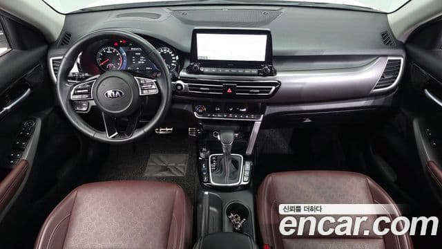 Kia Seltos 4
