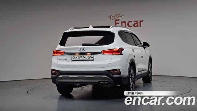 Hyundai Santa Fe TM 3