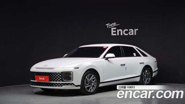 Hyundai Grandeur (GN7) — 1