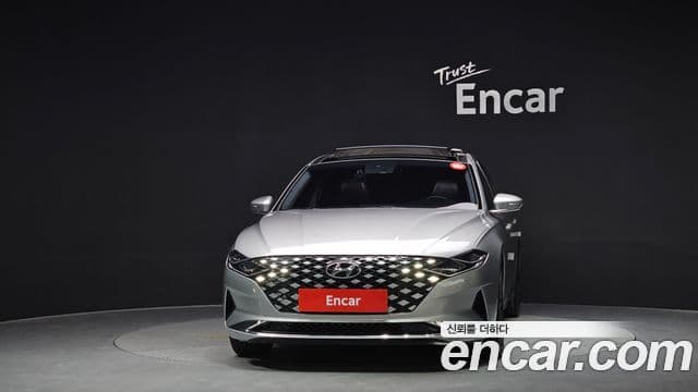 Hyundai The New Grandeur IG 2