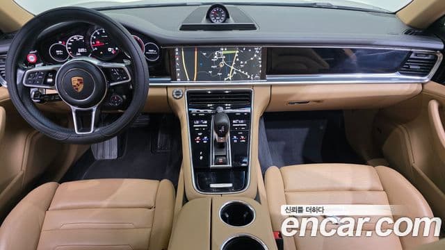 Porsche Panamera (971) 4
