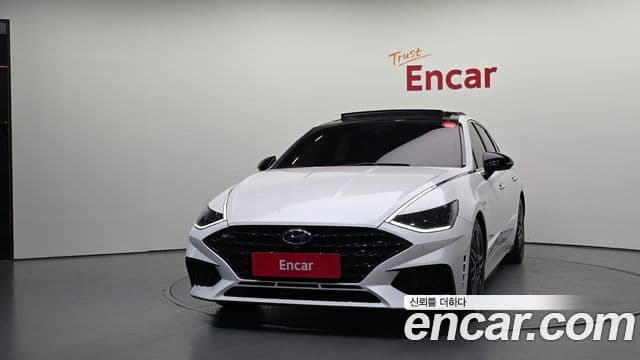 Hyundai Sonata (DN8) 2