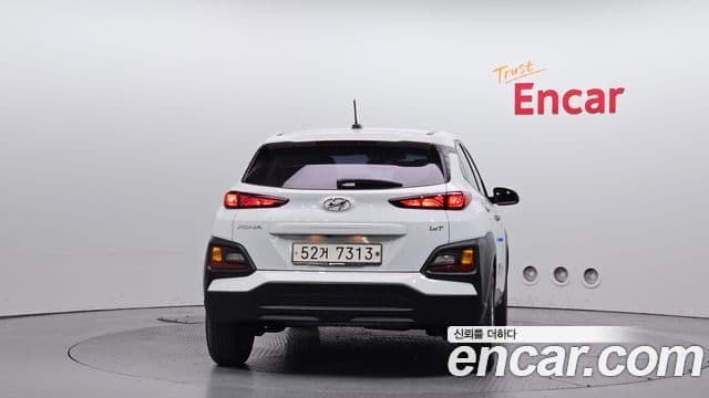 Hyundai Kona 3