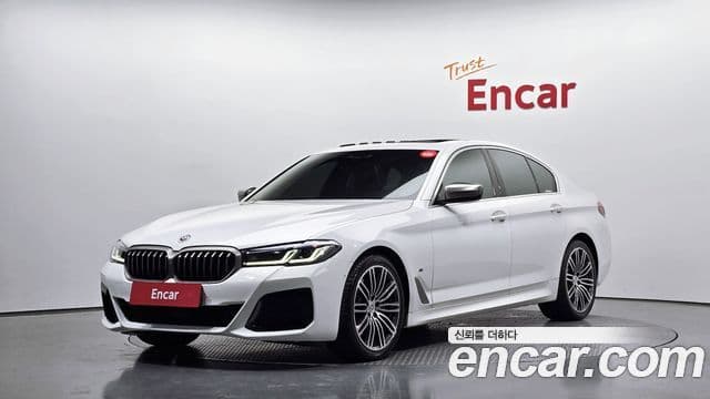 BMW 5 Series (G30)
