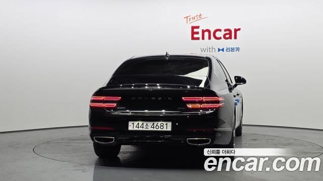 Genesis G80 (RG3) 4