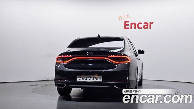 Hyundai Grandeur IG 4
