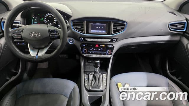 Hyundai Ioniq Hybrid 4