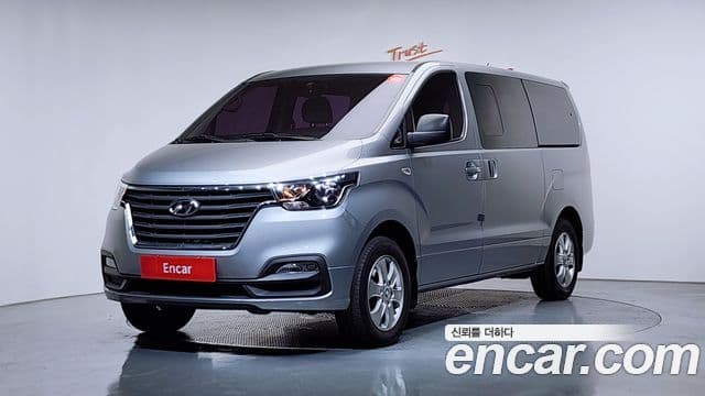 Hyundai The New Grand Starex 1