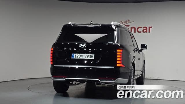 Hyundai Palisade (LX3) 3