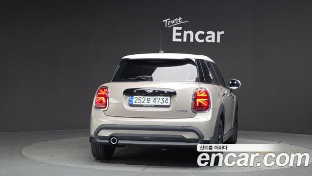 MINI Cooper 3