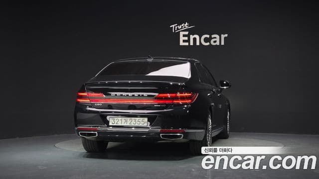 Genesis G90 4