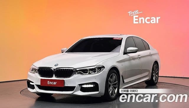 BMW 5 Series (G30)