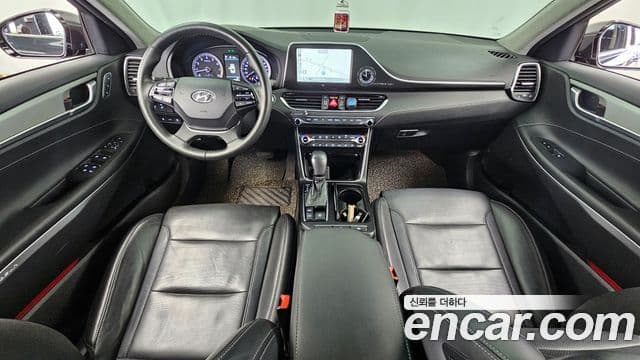Hyundai Grandeur IG 4