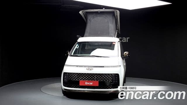 Hyundai Staria 2