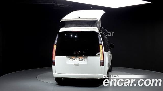 Hyundai Staria 3
