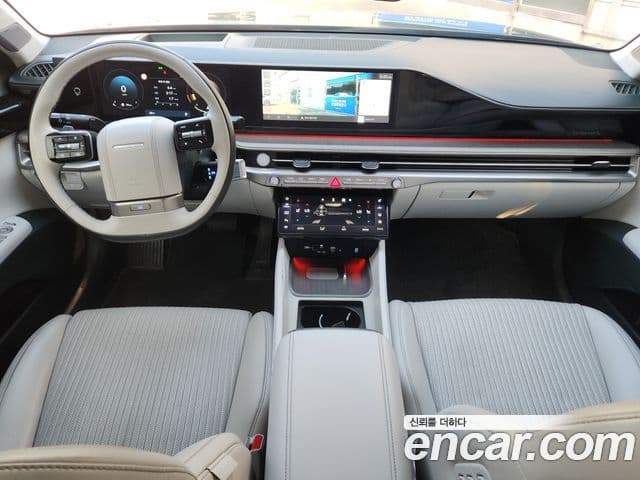Hyundai Grandeur (GN7) 4