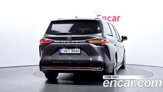 Toyota Sienna 4th Gen 4