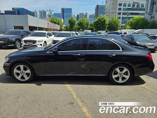 Mercedes-Benz E-Class W213 2