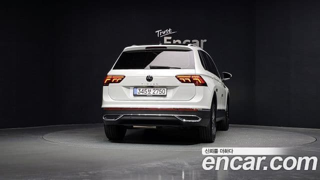 Volkswagen Tiguan 2nd Gen 4